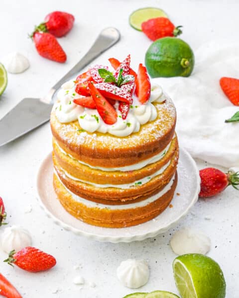 Recette gâteau layer cake facile et healthy au yaourt , fraises et citron